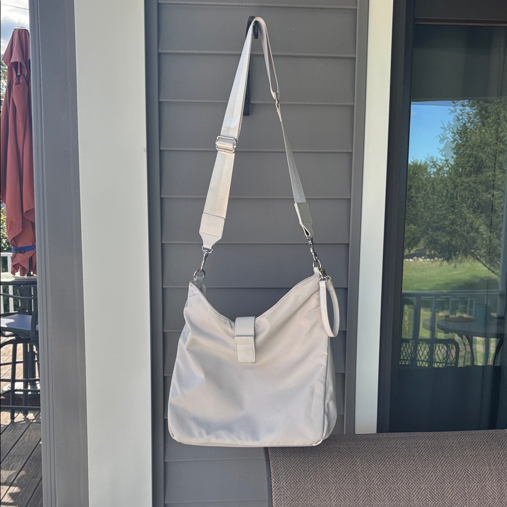 WanderFull Cream Bag with special water bottle holder! Many varieties of Straps!